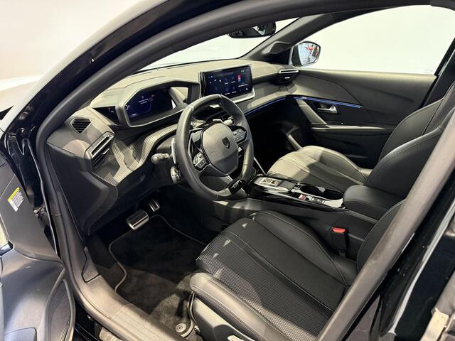 Peugeot 208 1.2 Hybrid 110 e-DCS6 GT CARPLAY - CAMERA - SNEL LEVERBAAR