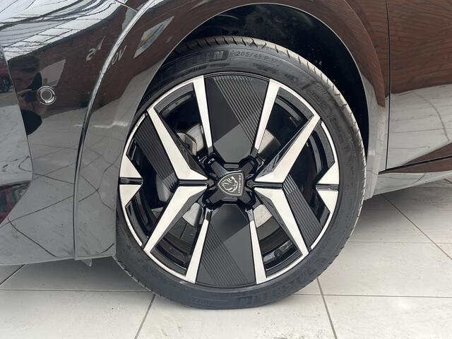 Peugeot 208 Hybrid 145 e-DCS6 GT | Keyless | Camera voor + achter | Carplay/Android Auto | Adaptive Cruise Control |