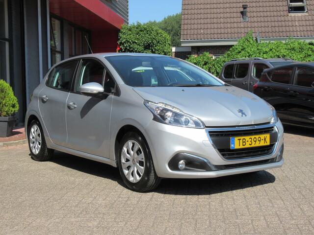 Peugeot 208 1.2 PureTech Blue Lion | Airco | Navi| Parkeersensoren | Incl. Garantie | Bluetooth | Cruise| Distr.is al verv|