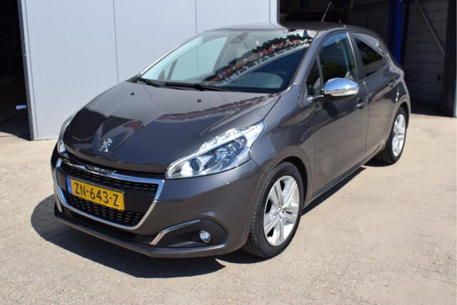 Peugeot 208 1.2 Signature | NL-Auto | NAP | Apple Carplay/Android Auto