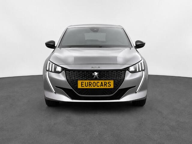 Peugeot 208 1.2 PureTech Allure pack Automaat Navigatie Apple CarPlay Android Auto Parkeerhulp Cruise control Climate control Lichtmetalen velgen