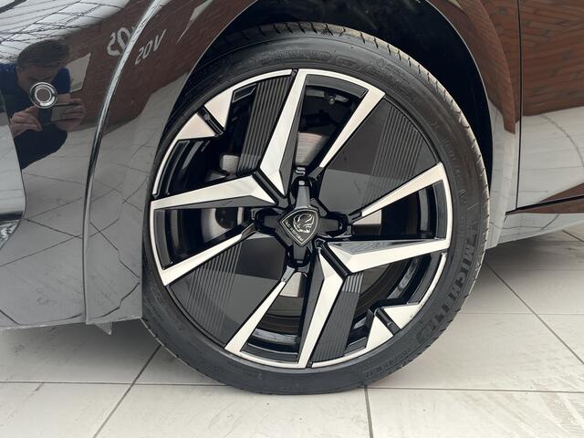 Peugeot 208 Hybrid 145 e-DCS6 GT Automaat | Camera voor + achter | Adaptive Cruise Control | Dodehoekdetectie | Keyless | Carplay/Android Auto |