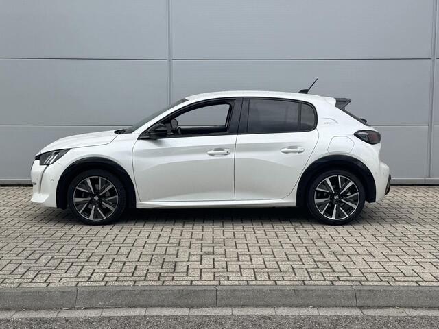 Peugeot 208 1.2 PureTech GT | Camera | Cruise Control | Trekhaak | Apple Carplay/Android Auto