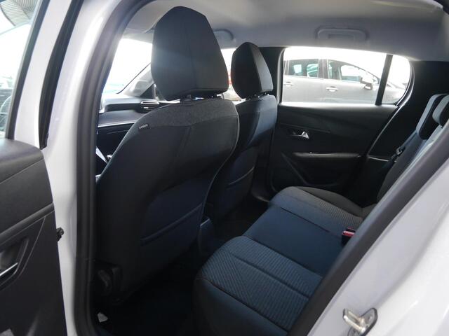Peugeot 208 1.2 PureTech 100 Style | Lage km.stand | Airco | Cruise control | Parkeersensoren achter | Apple Carplay/Android Auto | Led verlichting