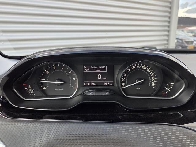 Peugeot 208 1.2 PureTech Blue Lease Executive | Nieuw Binnen | Navigatie | Climate Control | APK 02-06-2027