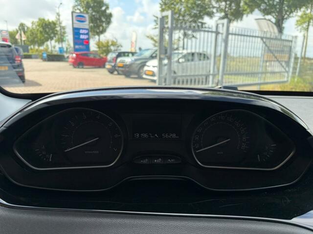Peugeot 208 1.2 PureT. Blue Lion