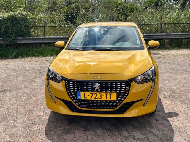 Peugeot 208 208 1.2 puretech active pack AUTOMAAT NIEUWSTAAT