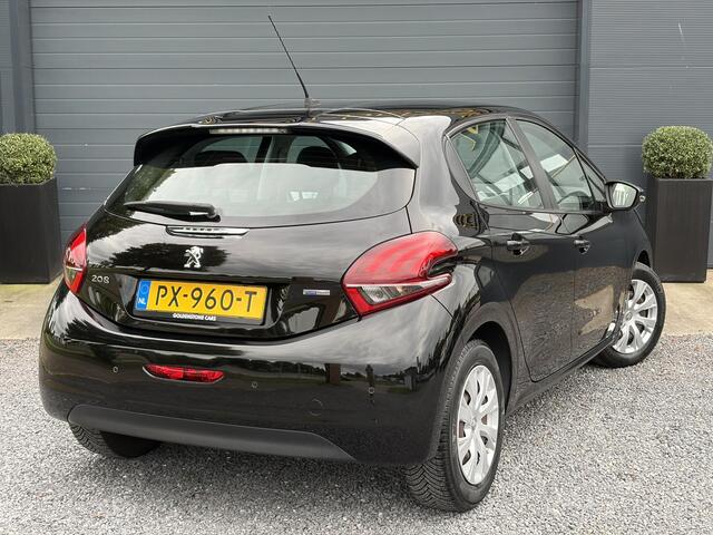 Peugeot 208 1.2 PureTech Blue Lion ?2e Eigenaar?Navi?Carplay?Airco?Cruise?Pdc?5 Deurs?N.A.P?Zeer Zuinig?Weinig Km?Apk tot 10-2027