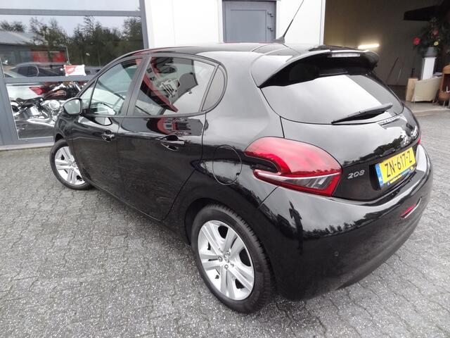 Peugeot 208 | NAVI | NL-AUTO | CRUISE | LMV |