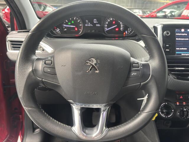 Peugeot 208 1.2 PureTech Signature