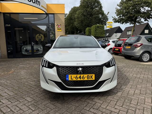 Peugeot 208 1.2 PureTech GT Pack Climate Control 3D Cockpit Pano Carplay
