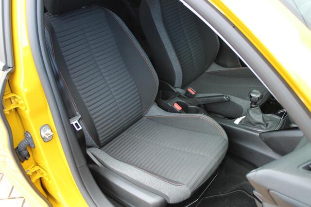 Peugeot 208 1.2 PureTech 100pk Active Pack Airco Cruise Carplay 21.458km Nieuwstaat
