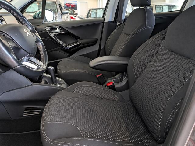 Peugeot 208 1.2 PureTech Active Automaat Airco, Cruise Control, Stuurbekrachtiging