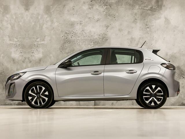 Peugeot 208 1.2 Hybrid 110 e-DCS6 Sport Style Automaat (APPLE CARPLAY, NAVIGATIE, PARKEERSENSOREN, SPORTSTOELEN, LANE ASSIST, CRUISE, NIEUWSTAAT)