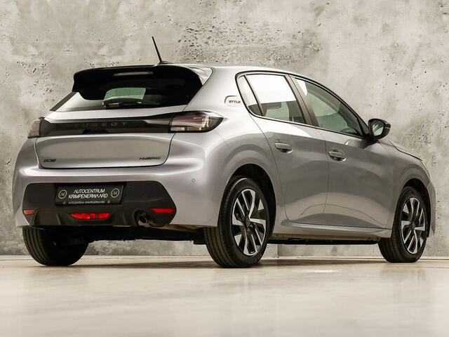Peugeot 208 1.2 Hybrid 110 e-DCS6 Sport Style Automaat (APPLE CARPLAY, NAVIGATIE, PARKEERSENSOREN, SPORTSTOELEN, LANE ASSIST, CRUISE, NIEUWSTAAT)