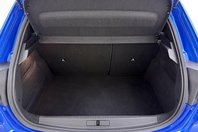 Peugeot 208 1.2 PureTech Allure Pack | Climate & Cruise Control | Navigatie | 3D Cockpit | Parkeersensoren |