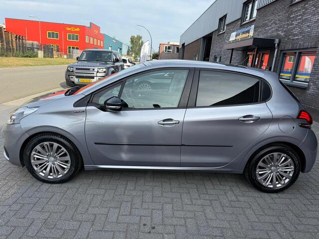 Peugeot 208 1.2 110PK GT-Line | 1E EIGENAAR | 3/6/12 MND GARANTIE | AUTOMAAT | PANO | NAVI | CARPLAY | CRUISE | LMV |
