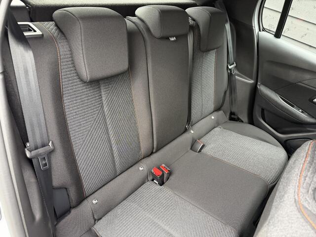 Peugeot 208 Style Hybrid 110PK e-DCS6 Automaat Parkeersensoren, Airco, DAB, Cruise Control, Elektrische Ramen, Centrale Deurvergrendeling