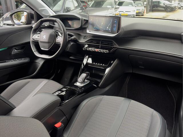 Peugeot 208 1.2 AUT8 BLUE ALLURE ORG.27dKm !! LEDER NAVI CAMERA DIGI-DASH LED LMV PDC