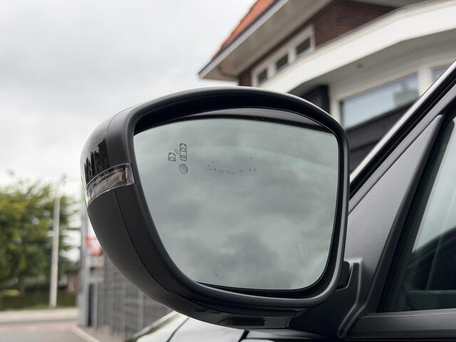 Peugeot 208 Allure 1.2 Hybrid 110PK e-DCS6 Automaat Navigatie, Rondomzichtcamera, Climate Control, Cruise Control, Parkeersensoren