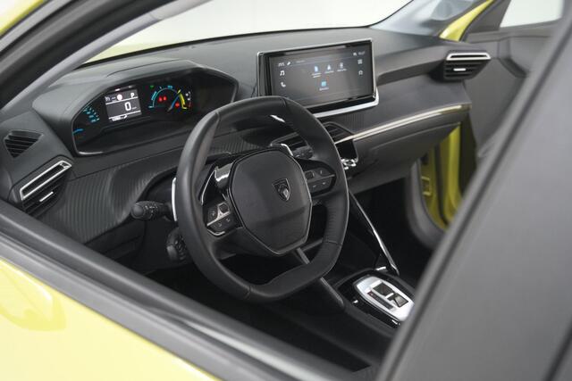 Peugeot 208 1.2 Hybrid 110 e-DCS6 Style | Parkeersensoren | Apple Carplay | Cruise Control | Airco