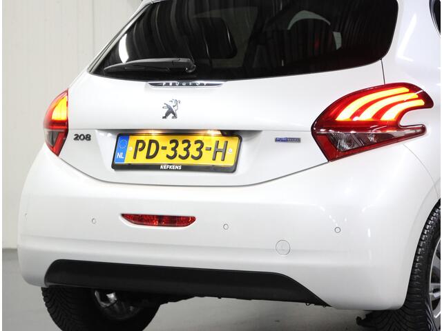 Peugeot 208 1.2 110PK Allure | AUTOMAAT | AppleCarplay/AndroidAuto | Panoramadak | Armsteun | Parkeersensoren | FULL LED | Navigatie | Lederen Stuurwiel | Camera | Climate Control | Cruise Control | 16" LMV | Isofix | Privacy Glass |