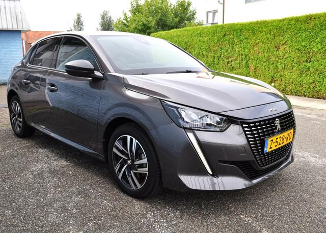 Peugeot 208 1.2 Allure Aut. pdc. crc. egtg
