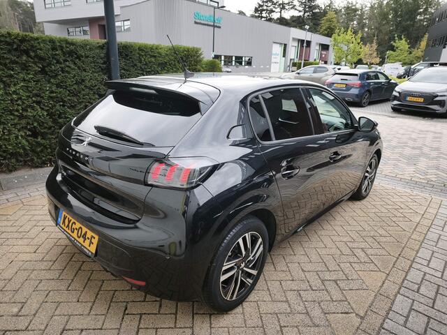 Peugeot 208 1.2 PureTech Blue Lease Allure Apple CarPlay | Achteruitrijcamera | Cruise | LED | P-Sensors