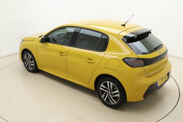 Peugeot 208 1.2 PureTech Allure 100pk | Climate Control | Camera | Apple Carplay - Android Auto | Stoelverwarming | Cruise Control | Parkeersensoren | DAB