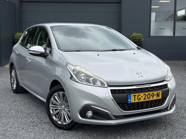 Peugeot 208 1.2 PureTech Blue Lease Executive ?Dealer Onderhouden?2e Eigenaar?Navi?Carplay?Clima?Cruise?Pdc?5 Deurs?16'' Lm velgen?N.A.P?Apk tot 09-2027