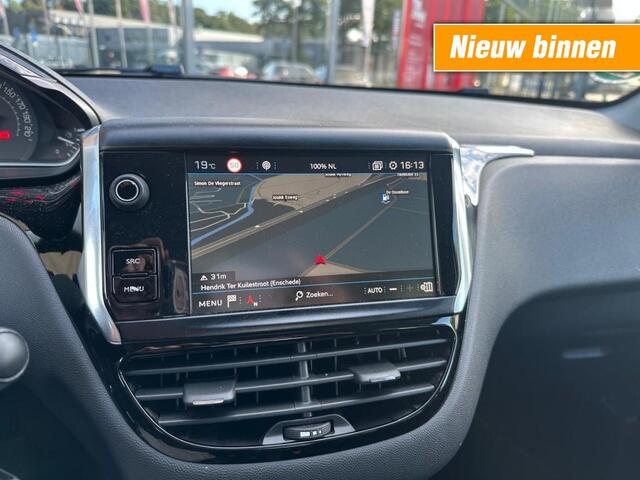 Peugeot 208 1.2 PureTech Blue Lion / CarPlay / Cruise Control