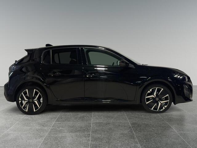 Peugeot 208 GT 1.2 Hybrid 145pk e-DCS6 | 8 JAAR GARANTIE! | ADAPTIVE CRUISE | 360° CAMERA | DODEHOEKBEW. | DRAADLOOS APPLE CARPLAY / ANDROID AUTO | NAVI | CLIMA | 3D i-COCKPIT®