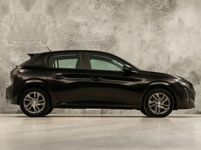 Peugeot 208 1.2 PureTech Sport Automaat (APPLE CARPLAY, KEYLESS, PARKEERSENSOREN, SPORTSTOELEN, CRUISE, LANE ASSIST, NIEUWE APK, NIEUWSTAAT)