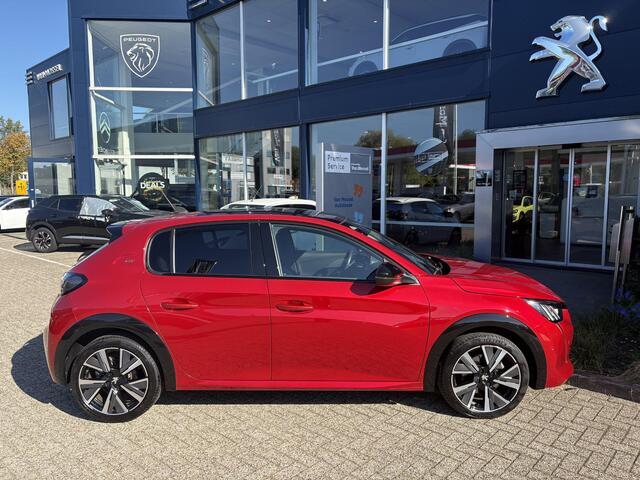 Peugeot 208 1.2 PureTech 100 GT | Panoramadak | Navigatie | Camera | Unieke tellerstand!