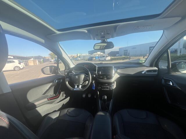 Peugeot 208 1.6 BlueHDi GT-line Clima Leer Led JBL Pano