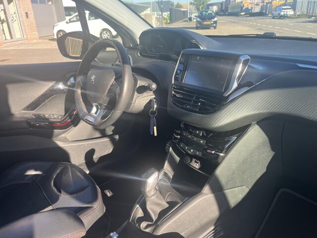 Peugeot 208 1.6 BlueHDi GT-line Clima Leer Led JBL Pano