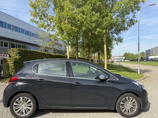Peugeot 208 1.6 B.HDi Navi Clima BT Parksnsor Led Fase2