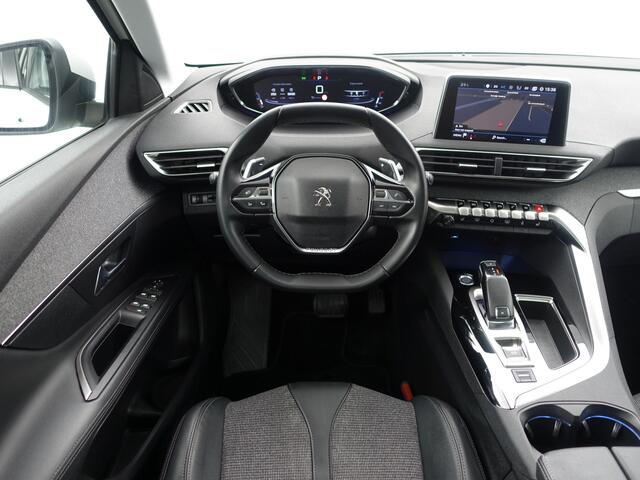 Peugeot 3008 1.2 PureTech Crossway Aut- Panodak, Carplay, 360 Camera, Sfeerverlichting, Stoelverwarming, Keyless, Sport Interieur