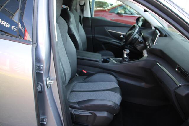Peugeot 3008 1.2 PureTech Allure 130pk