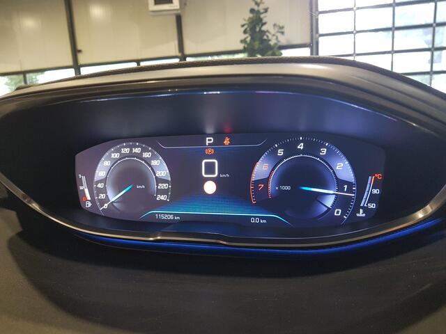 Peugeot 3008 1.2 130 PT Blue Lease Executive Trekhaak | Navi | Camera | Clima | LED