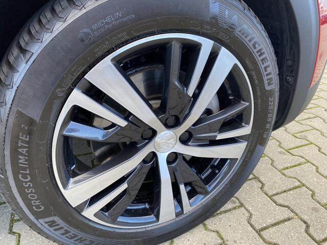 Peugeot 3008 1.6 HYbrid 225 Blue Lease Premium