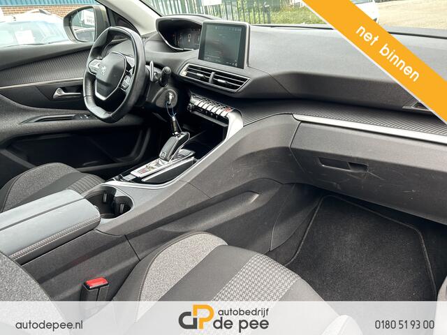 Peugeot 3008 1.2 PureTech Blue Lease Executive GARANTIE/AUTOMAAT/CARPLAY/CLIMA/CRUISE/NAVI rijklaarprijs!
