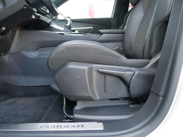 Peugeot 3008 1.2 PureTech GT Line, Navi, Camera, PDC!!