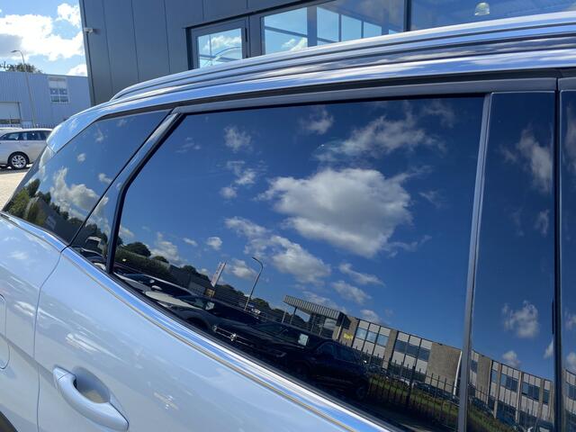 Peugeot 3008 1.6 HYbrid4 300 Blue Lease GT 4 Wheel Drive