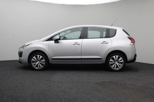 Peugeot 3008 1.2 PureTech Style 2016 Navigatie | Bluetooth | Trekhaak | Stoelverwarming | Airco (Clima) | Cruise control | PDC | Lichtmetaal | LED