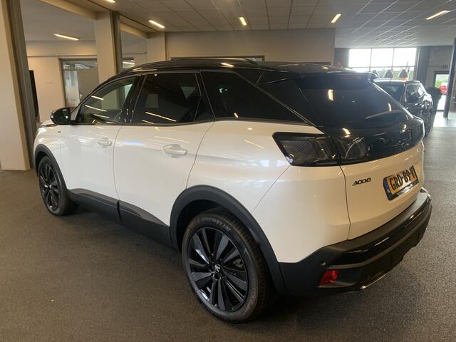 Peugeot 3008 1.2 PureTech 130 PK GT BLACK PACK EAT8 AUTOMAAT NAVIGATIE-AUTOMATISCHE ACHTERKLEP-ADAPTIVE CRUISE CONTROL