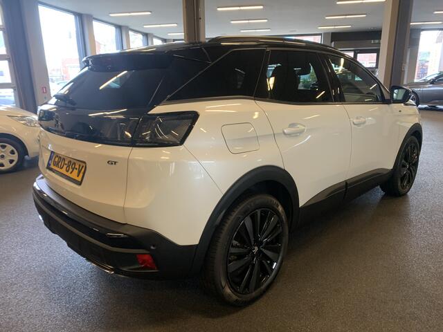 Peugeot 3008 1.2 PureTech 130 PK GT BLACK PACK EAT8 AUTOMAAT NAVIGATIE-AUTOMATISCHE ACHTERKLEP-ADAPTIVE CRUISE CONTROL