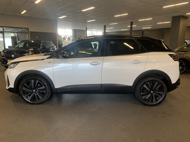 Peugeot 3008 1.2 PureTech 130 PK GT BLACK PACK EAT8 AUTOMAAT NAVIGATIE-AUTOMATISCHE ACHTERKLEP-ADAPTIVE CRUISE CONTROL