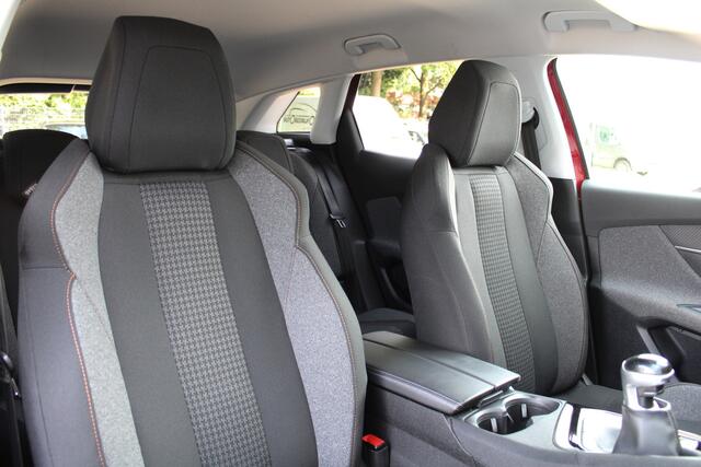 Peugeot 3008 1.2 PureTech Blue Lease Executive Navi|Airco|LM-Velgen|Camera|Cruise|Audio|CV