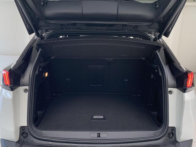 Peugeot 3008 1.2 Turbo GT Elektrische kofferklep | Navigatie | Stoelverwarming | Adaptieve Cruise Control |